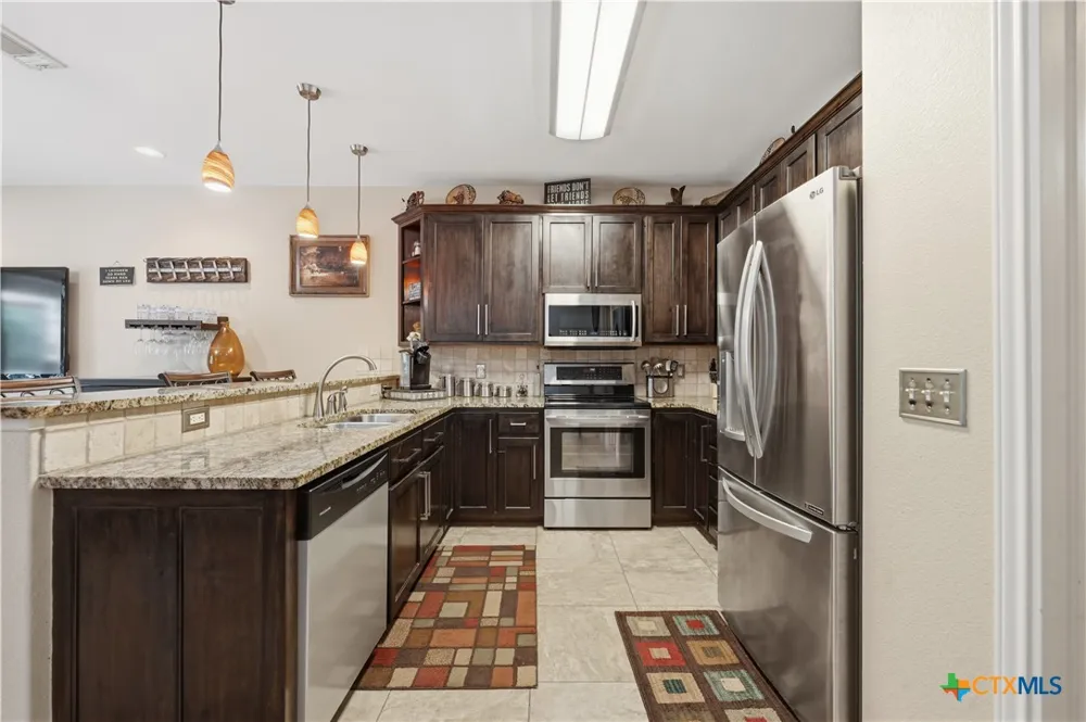 540 River Run #202 New Braunfels, TX 78132