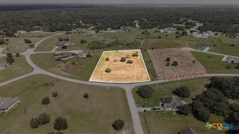 Post Oak Circle Inez, TX 77968