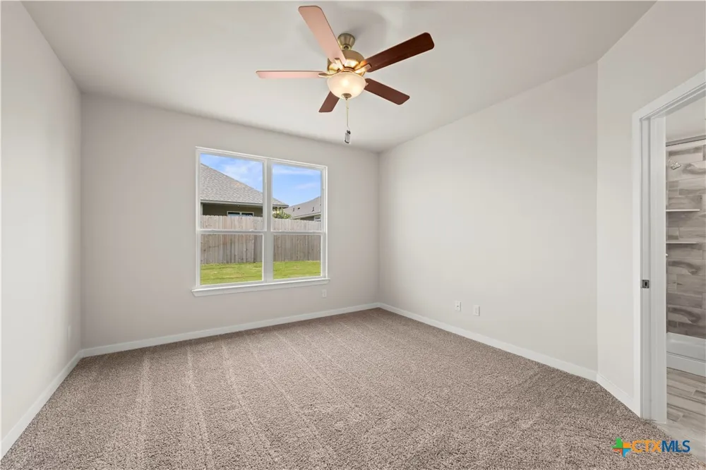 613 James Parker Circle Killeen, TX 76542