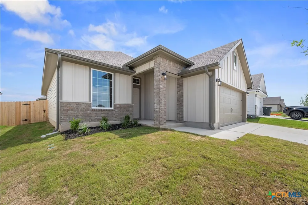 613 James Parker Circle Killeen, TX 76542