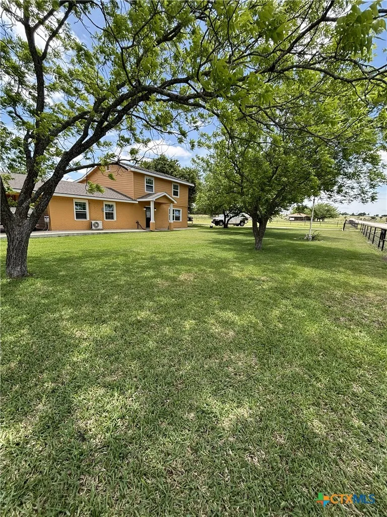 116 Leisure Acres Road Gatesville, TX 76528