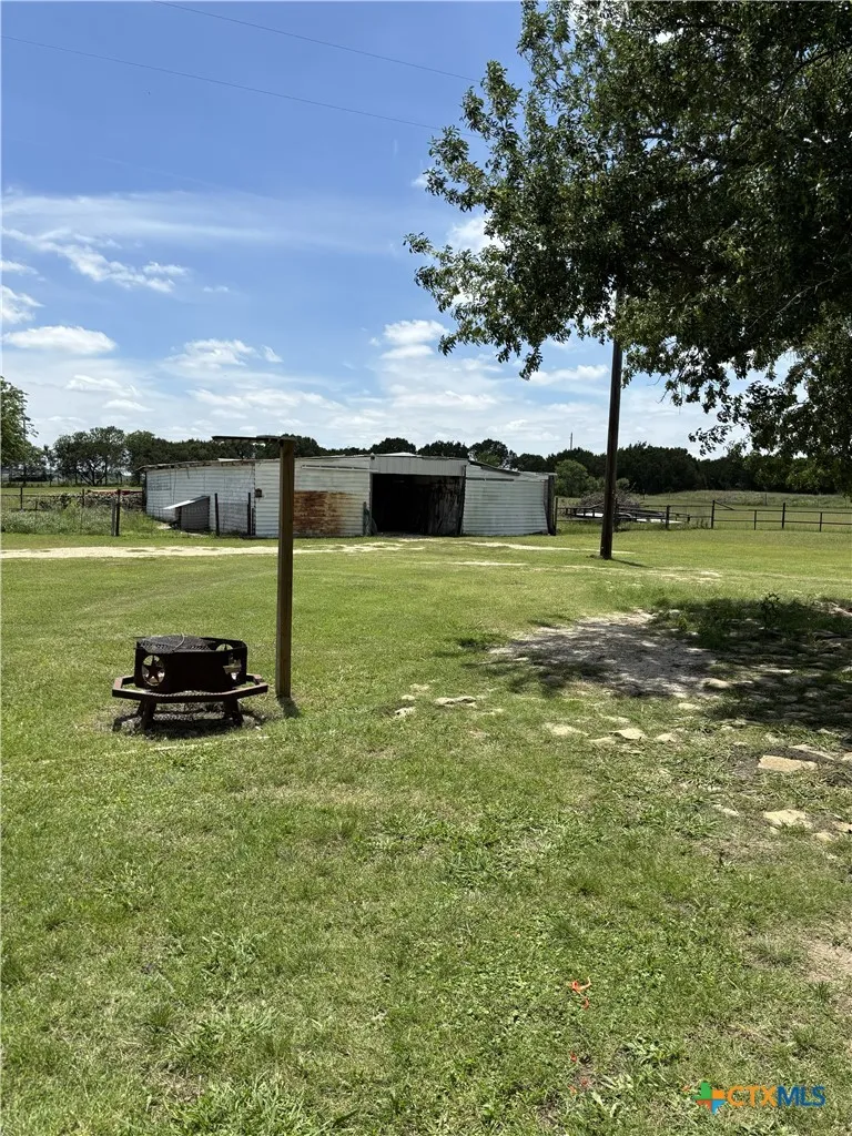 116 Leisure Acres Road Gatesville, TX 76528