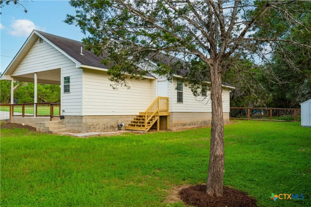 1140 Blueridge Drive Canyon Lake, TX 78133