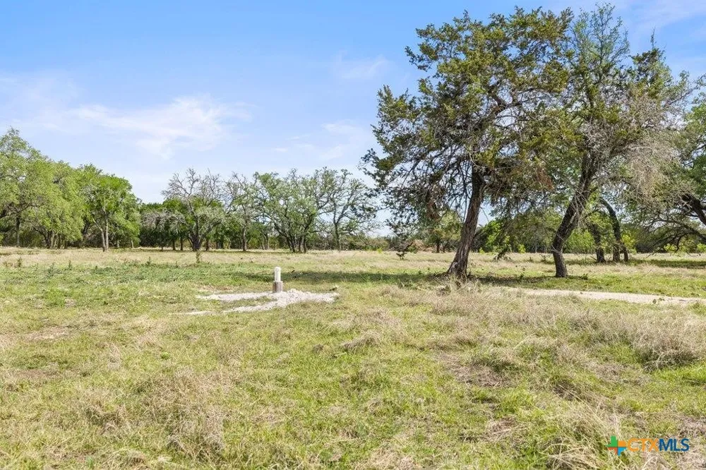 4772 County Road 340 Burnet, TX 78611