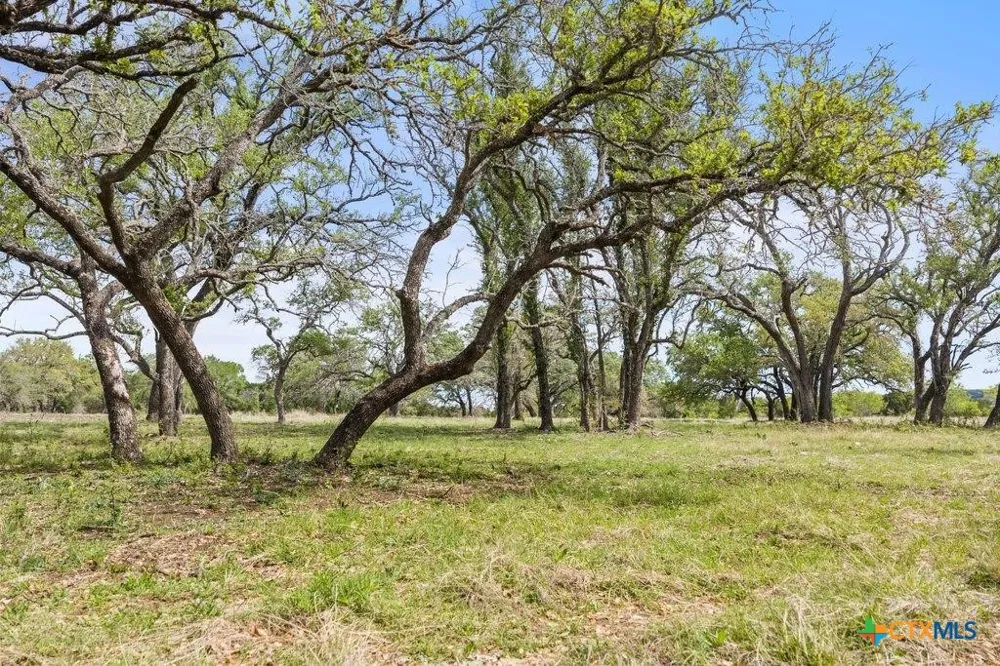 4772 County Road 340 Burnet, TX 78611