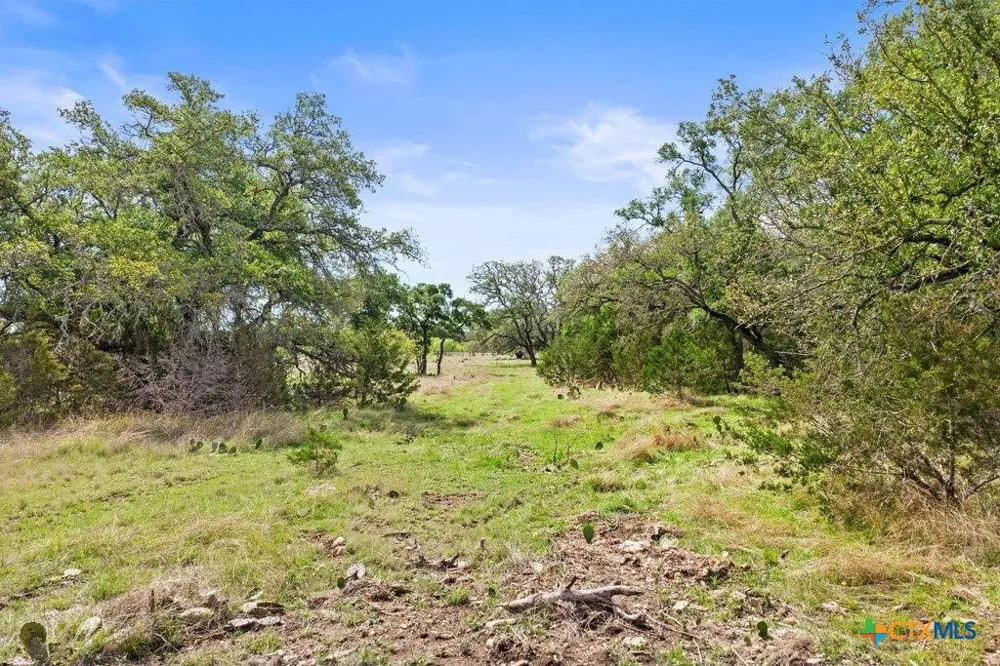 4772 County Road 340 Burnet, TX 78611