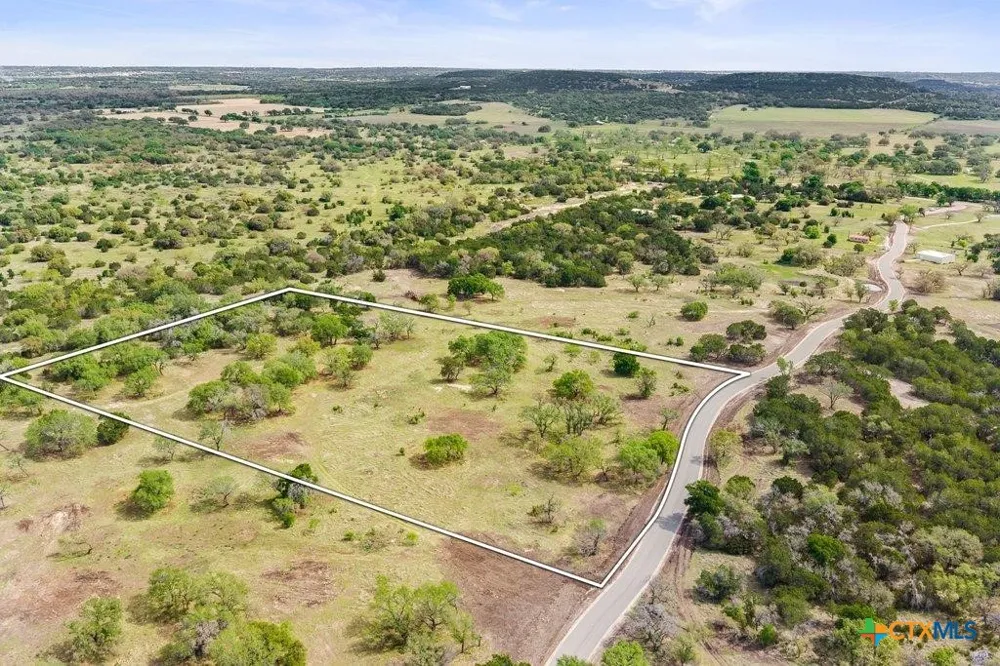 4772 County Road 340 Burnet, TX 78611