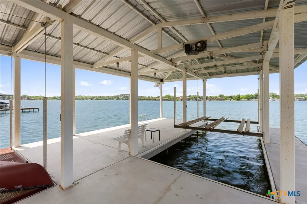 324 Granite Shoals Lane Sunrise Beach, TX 78643