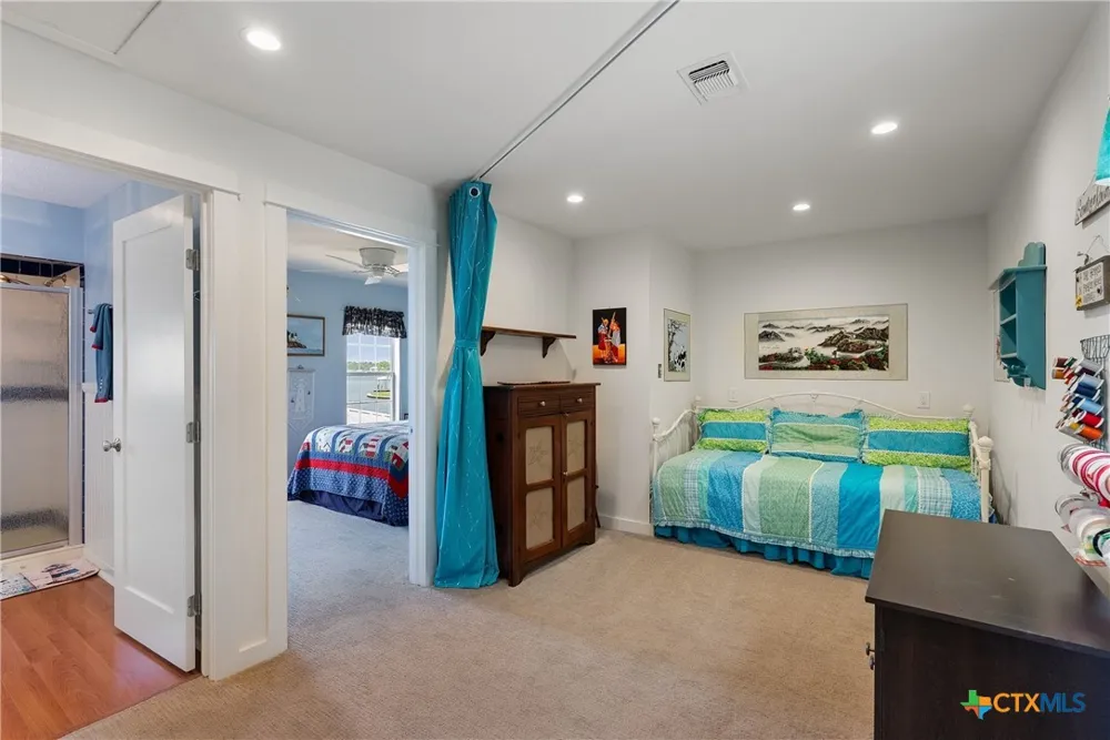 324 Granite Shoals Lane Sunrise Beach, TX 78643