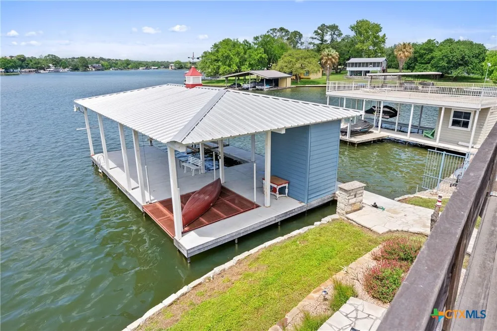 324 Granite Shoals Lane Sunrise Beach, TX 78643