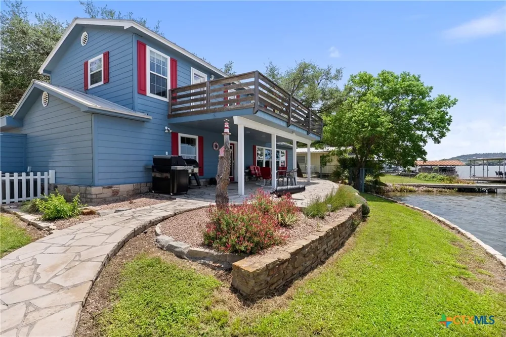 324 Granite Shoals Lane Sunrise Beach, TX 78643