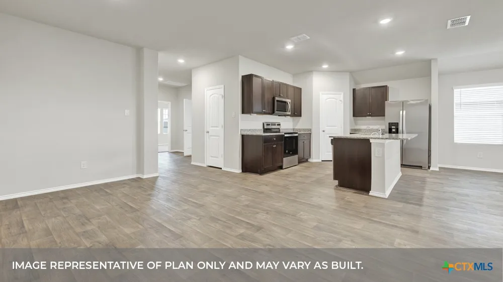 704 PECCARY PLACE Seguin, TX 78155