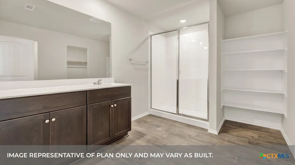 704 PECCARY PLACE Seguin, TX 78155