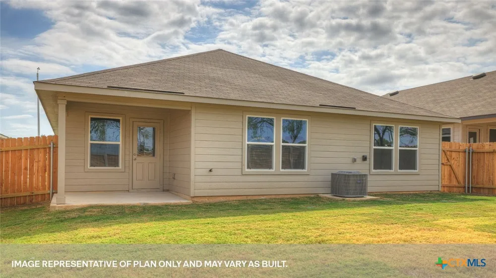 477 COTTONMOUTH LANE Seguin, TX 78155