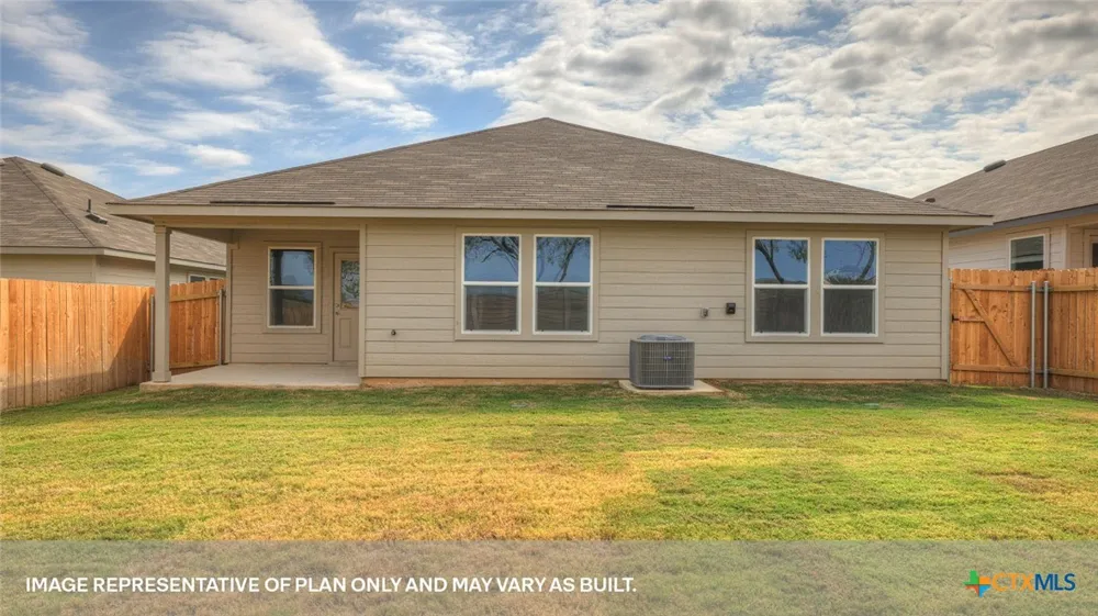 477 COTTONMOUTH LANE Seguin, TX 78155