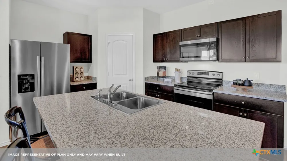 720 PECCARY PLACE Seguin, TX 78155