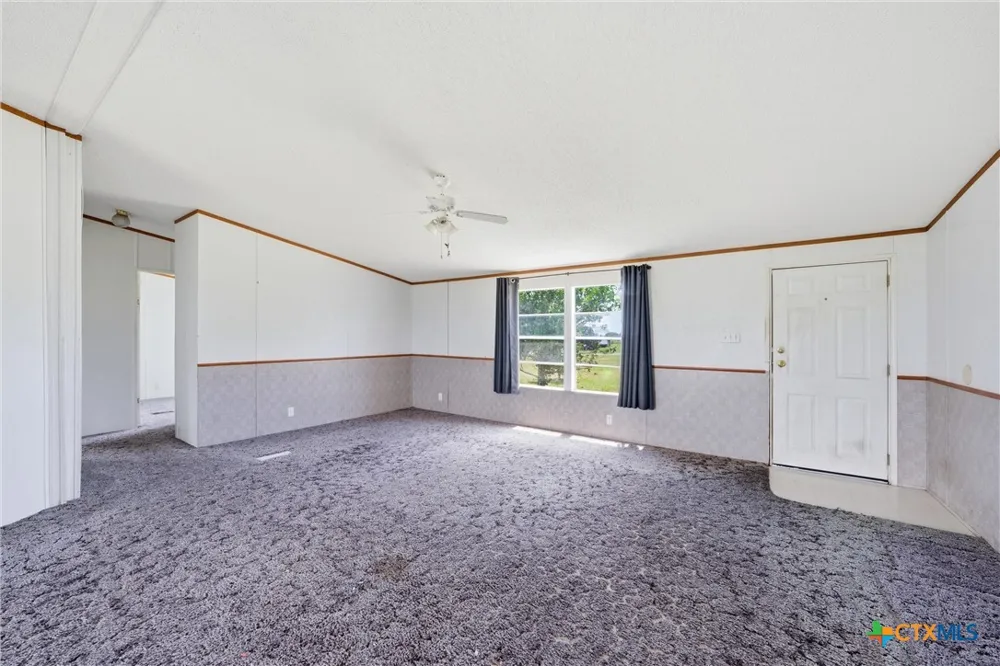 154 Hillside Drive Troy, TX 76579