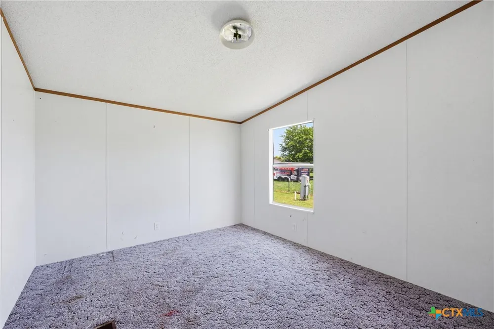 154 Hillside Drive Troy, TX 76579