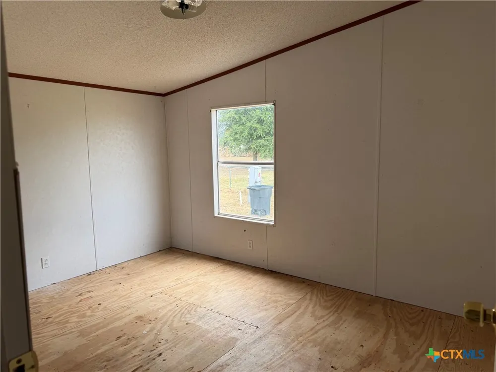 154 Hillside Drive Troy, TX 76579