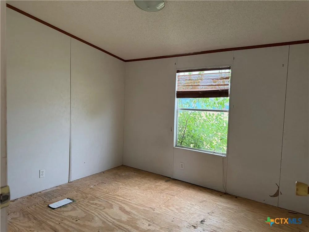 154 Hillside Drive Troy, TX 76579
