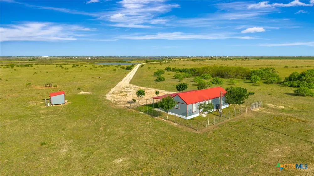 8078 State Highway 35 Palacios, TX 77465