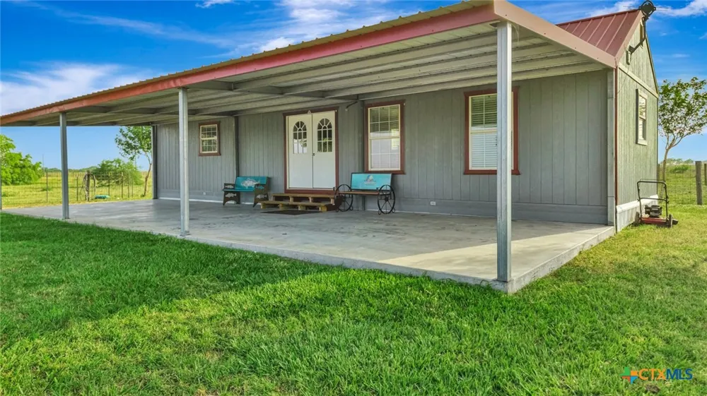 8078 State Highway 35 Palacios, TX 77465