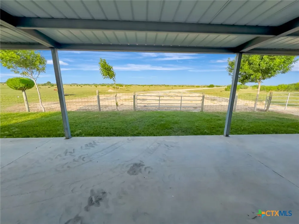 8078 State Highway 35 Palacios, TX 77465