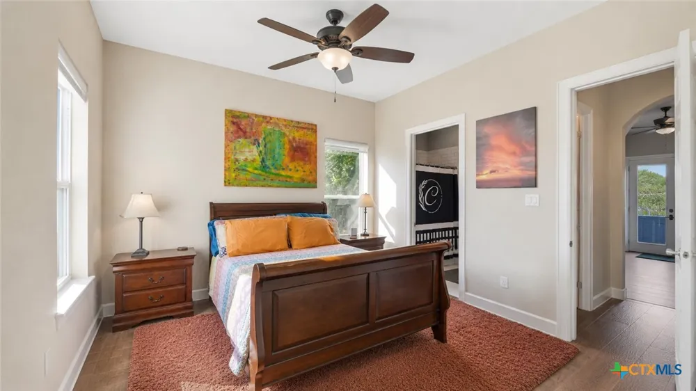 210 Jeff Vaughn Blanco, TX 78606
