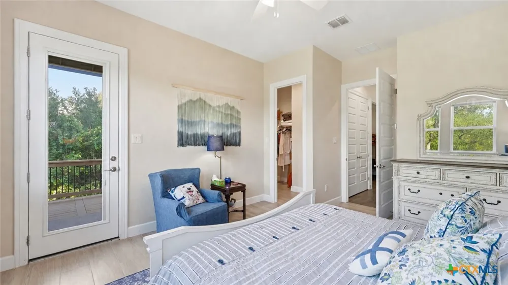 210 Jeff Vaughn Blanco, TX 78606