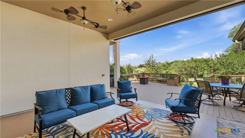 210 Jeff Vaughn Blanco, TX 78606