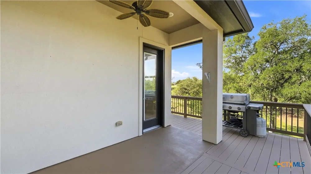 210 Jeff Vaughn Blanco, TX 78606