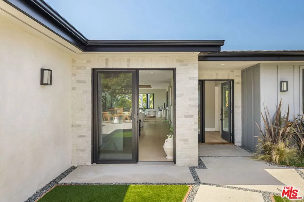 17810 Sabbiadoro Way Pacific Palisades, CA 90272