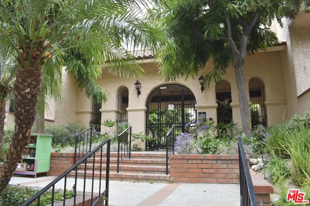 1711 Grismer Avenue #63 Burbank, CA 91504