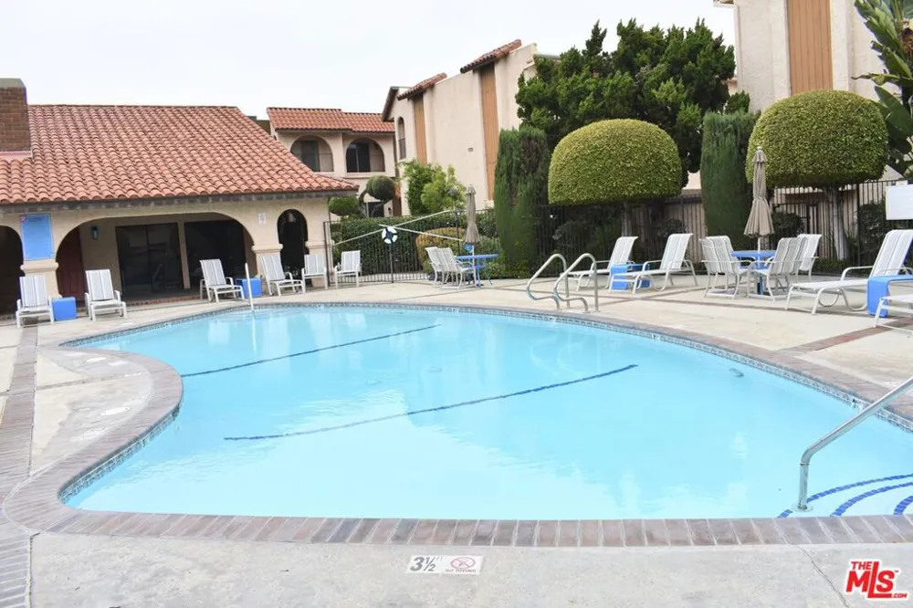 1711 Grismer Avenue #63 Burbank, CA 91504