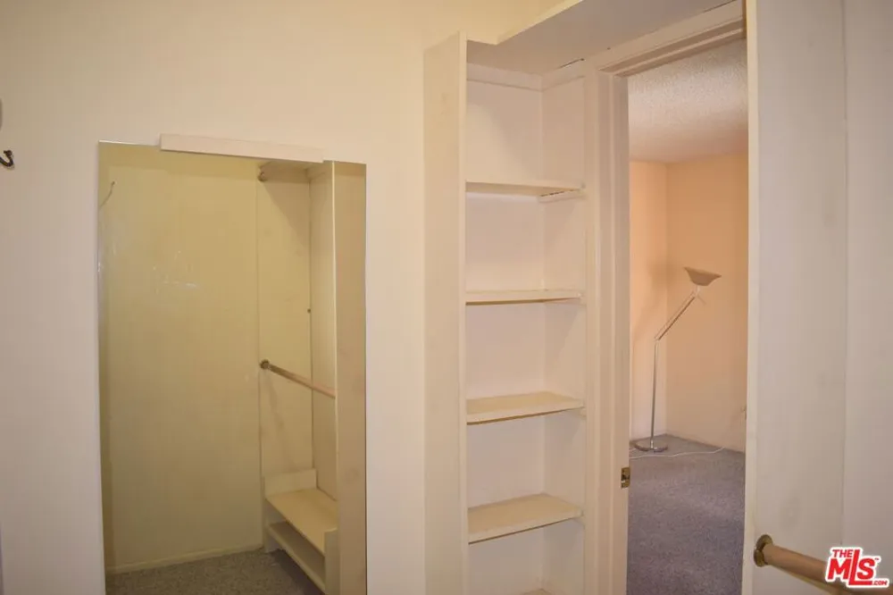 1711 Grismer Avenue #63 Burbank, CA 91504