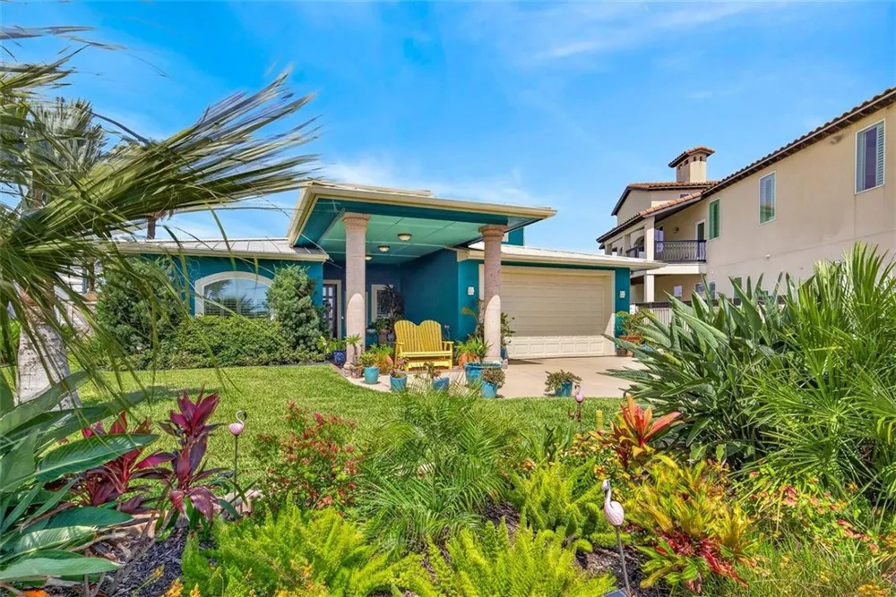 616 Shoreline Circle Port Aransas, TX 78373
