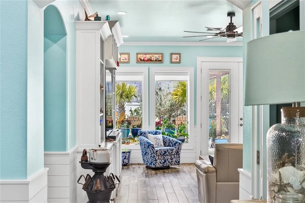 616 Shoreline Circle Port Aransas, TX 78373