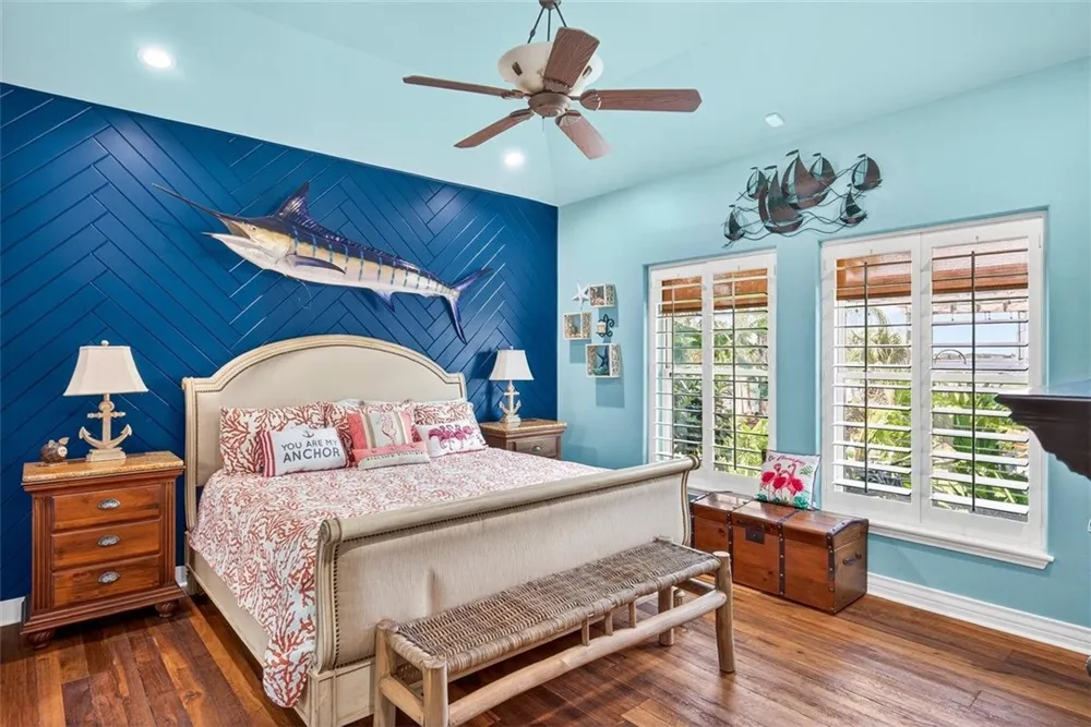 616 Shoreline Circle Port Aransas, TX 78373