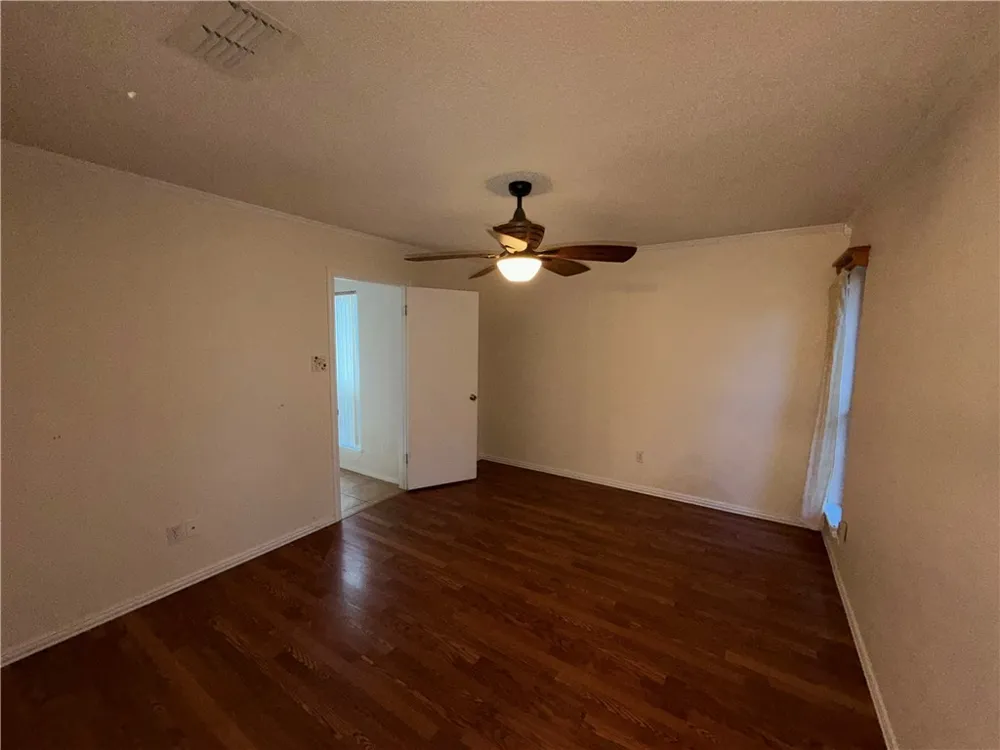 2177 Glenwood Drive Ingleside, TX 78362