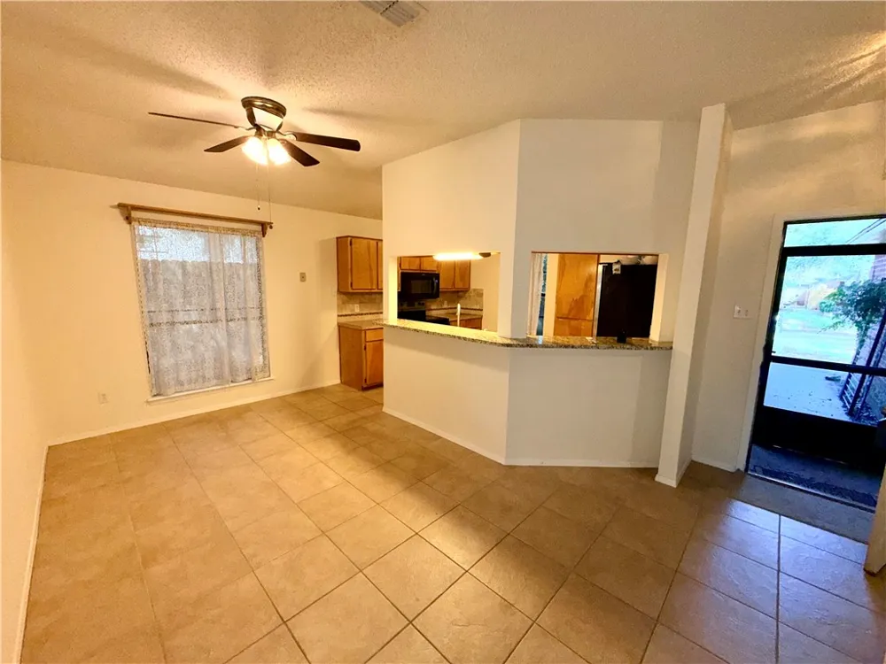 2177 Glenwood Drive Ingleside, TX 78362