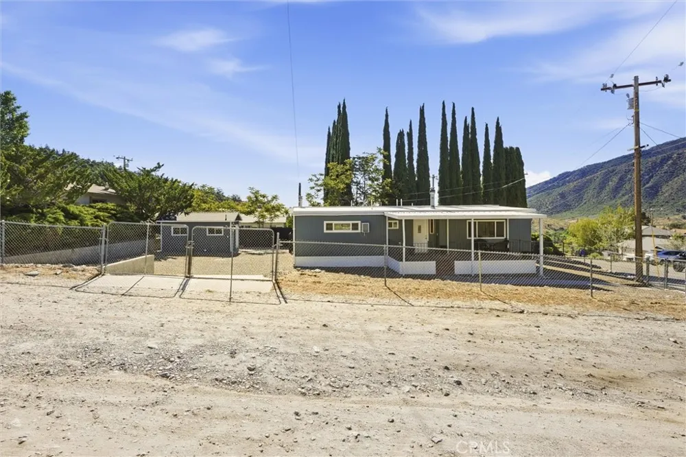 832 Piedmont Frazier Park, CA 93225