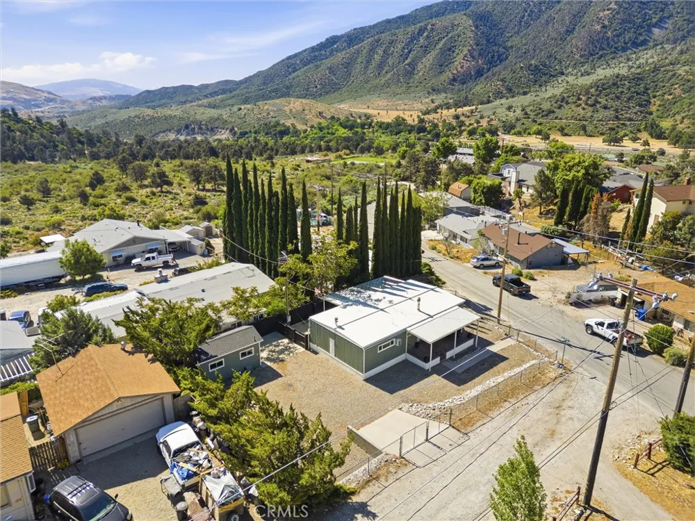832 Piedmont Frazier Park, CA 93225