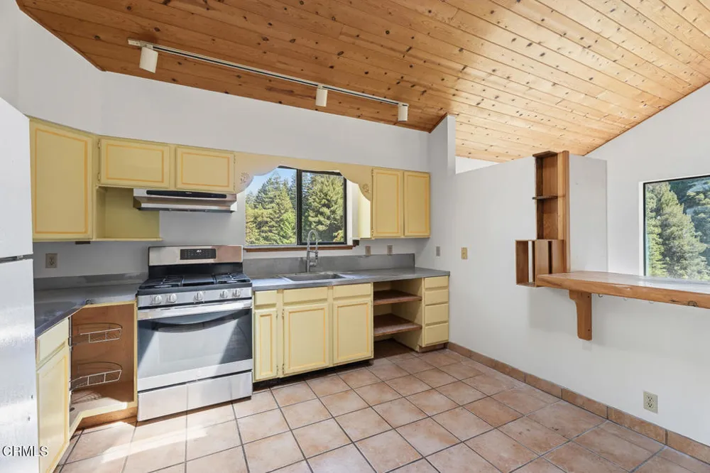 31501 Comptche Ukiah Road Comptche, CA 95427