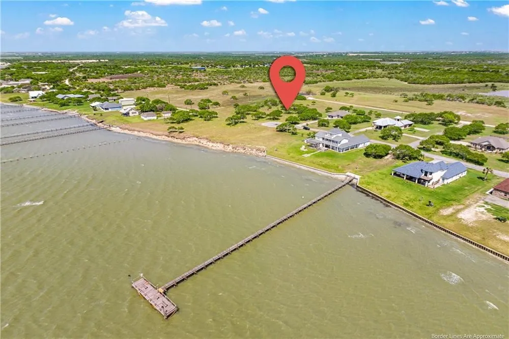 T-Head Drive Riviera, TX 78379