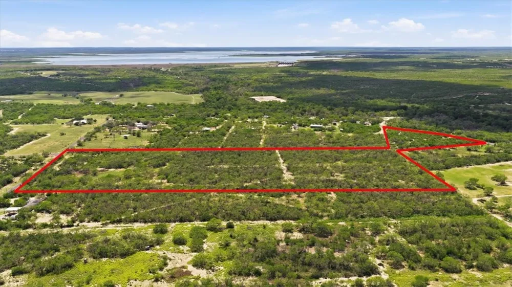 130 Choke Canyon Estates Three Rivers, TX 78071