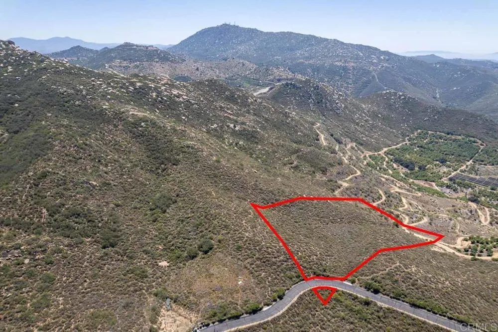 18055 Sunset Point Road Poway, CA 92064