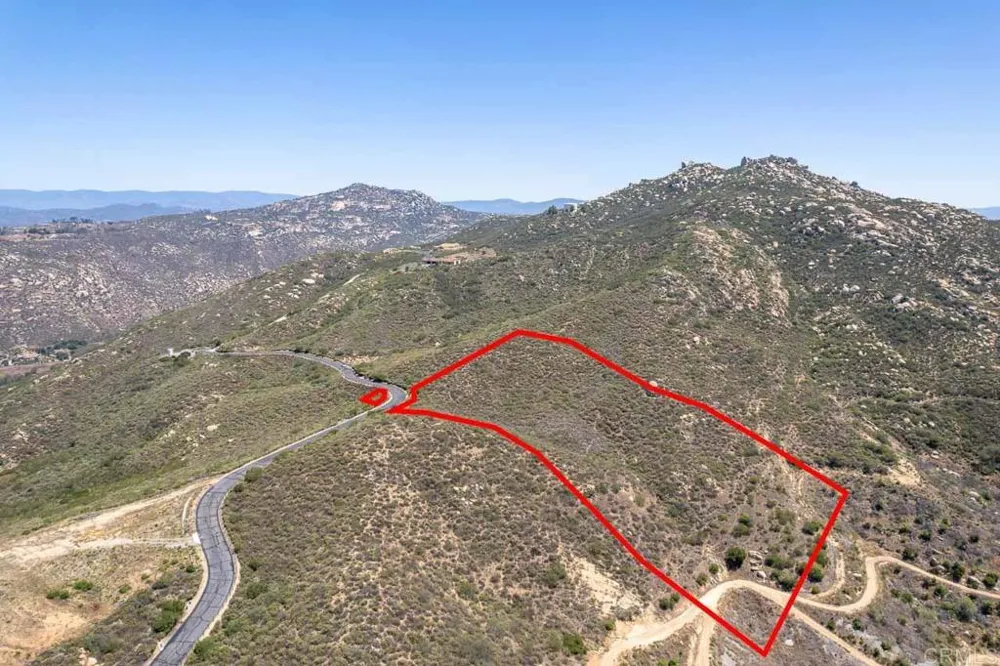 18055 Sunset Point Road Poway, CA 92064