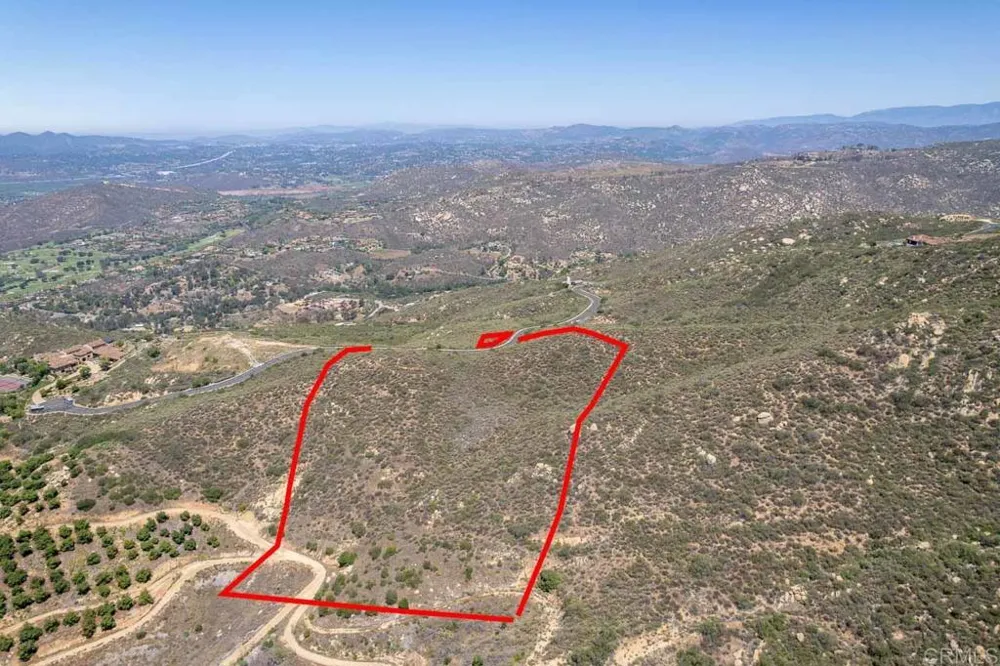 18055 Sunset Point Road Poway, CA 92064