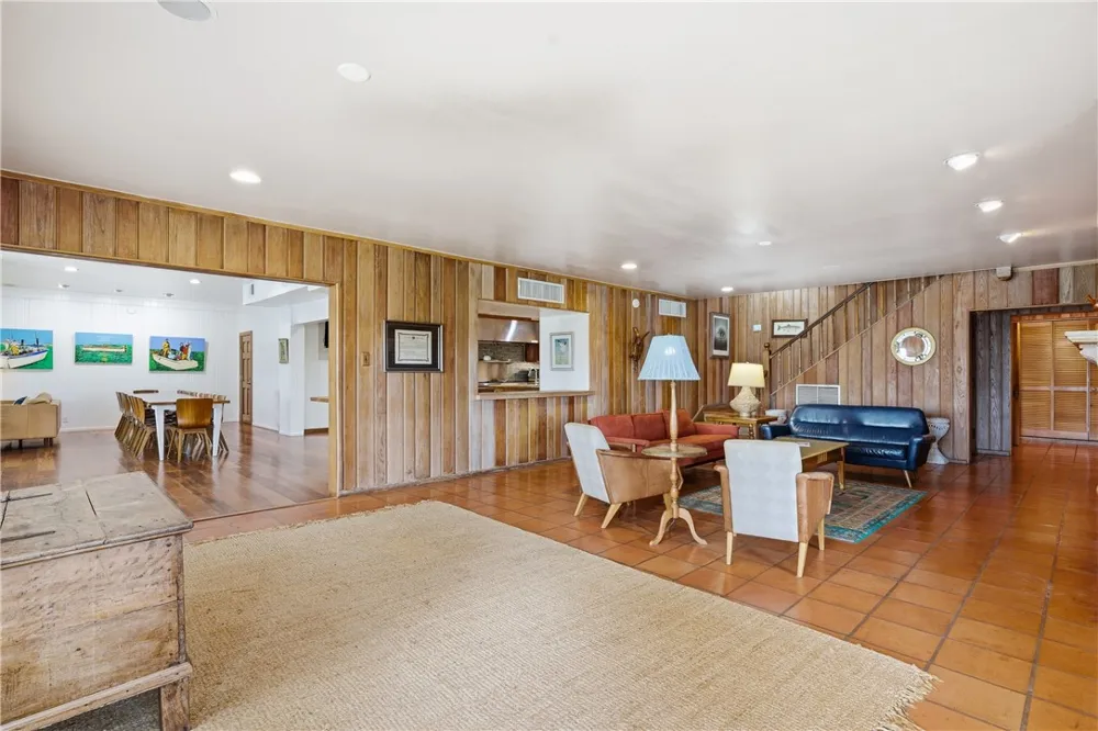 400 S 12th Street Port Aransas, TX 78373
