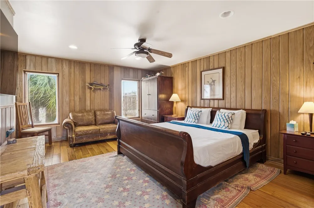 400 S 12th Street Port Aransas, TX 78373